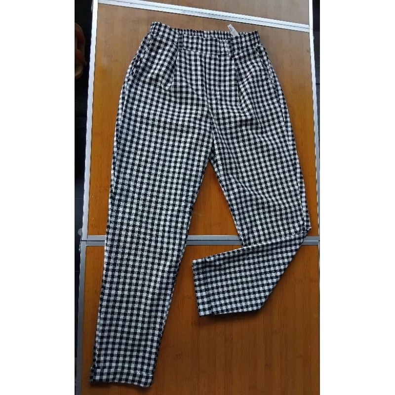 Bershka Original Celana Wanita