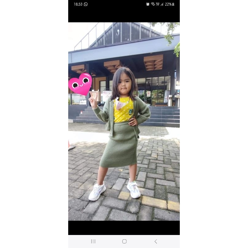 prelove pl baju bekas rajut atasan luar (sweater) dan rok saja