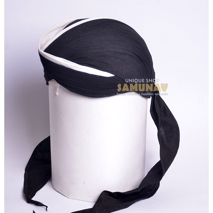 Blangkon Lipat Jogja Sliwir Hitam Lis Putih