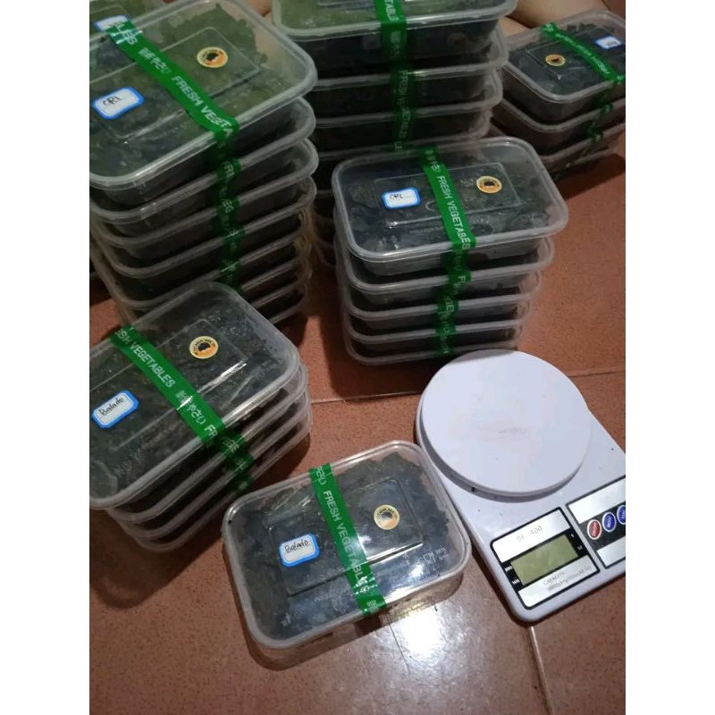 

NORI PREMIUM kemasan box 500ml / patahan nori / nori / rumput laut / nori
