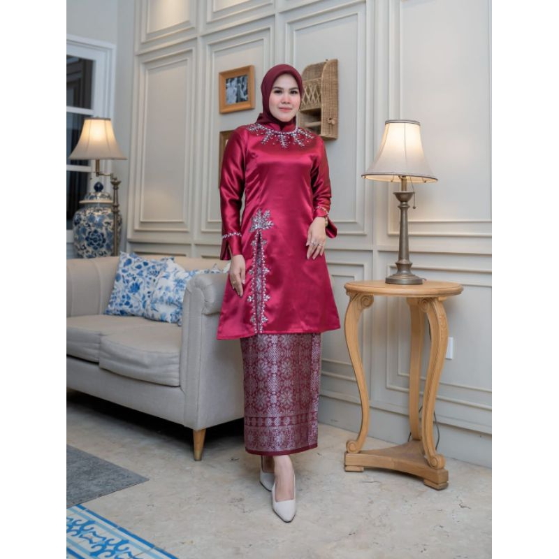 ATASAN KEBAYA KURUNG MELAYU MODERN / ATASAN KEBAYA TERBARU / KEBAYA MODERN