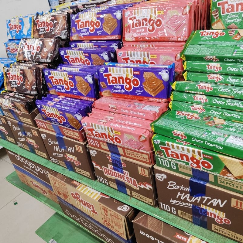 

wafer tango 24*110gr snack makanan ringan