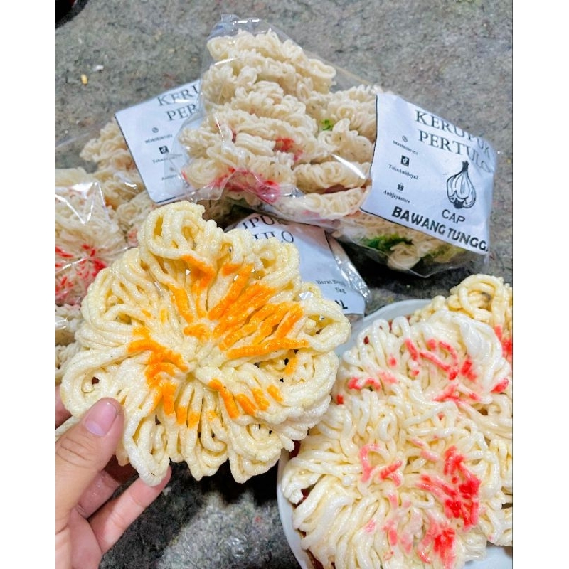 

KRUPUK PERTULO ENAK RENYAH RASA BAWANG 250g