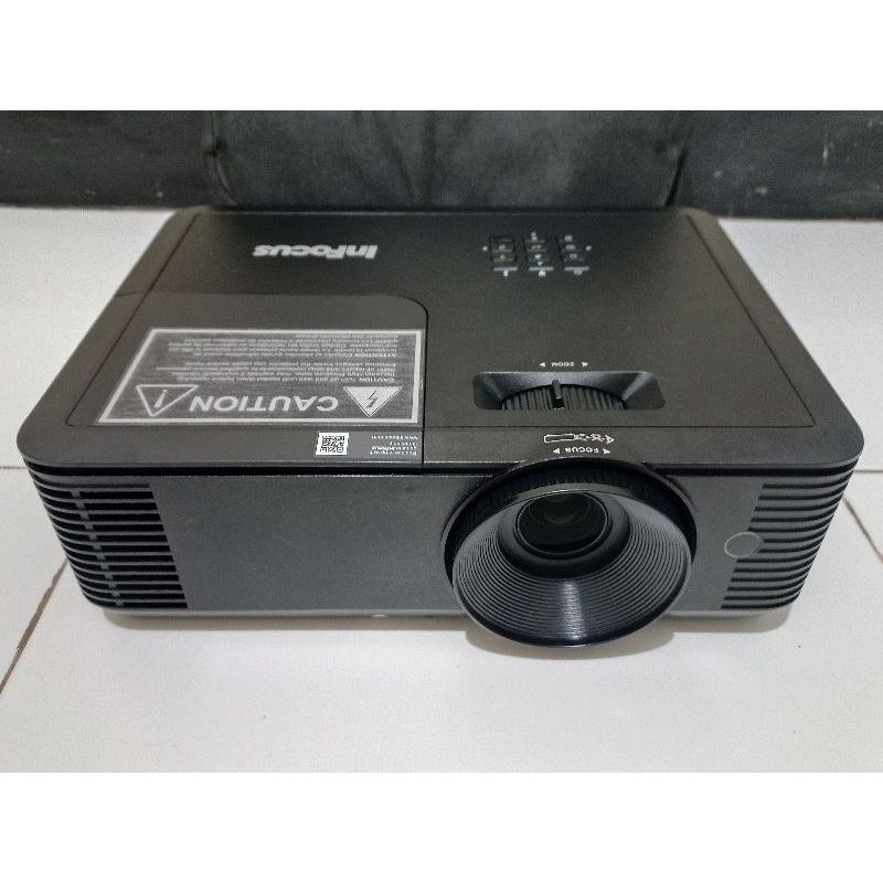 Proyektor second InFocus / proyektor bekas Infocus in112aa 3800 lumens