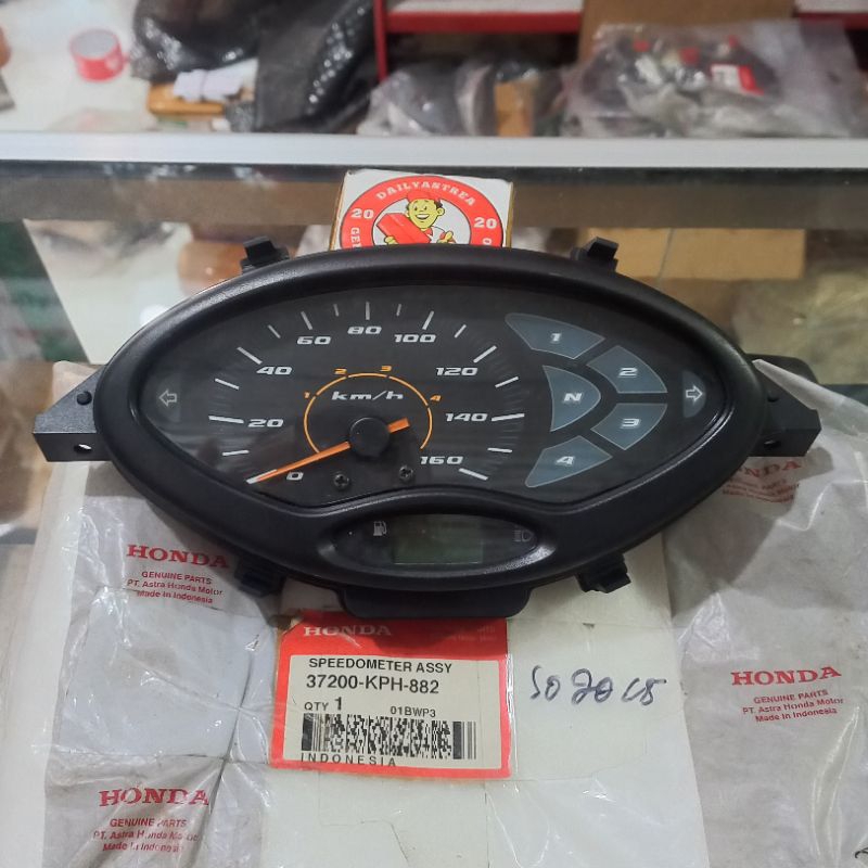 SPIDO SPIDOMETER SPEEDOMETER DIGITAL HONDA KARISMA 125 D TROMOL ORIGINAL AHM 37200-KPH-882