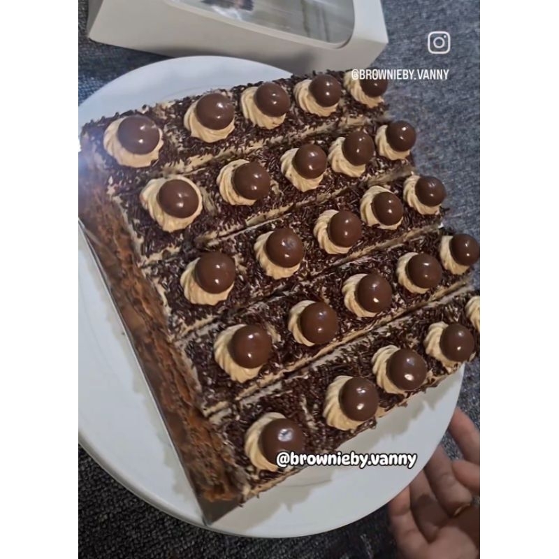 

cake potong mocca chic choc delfi