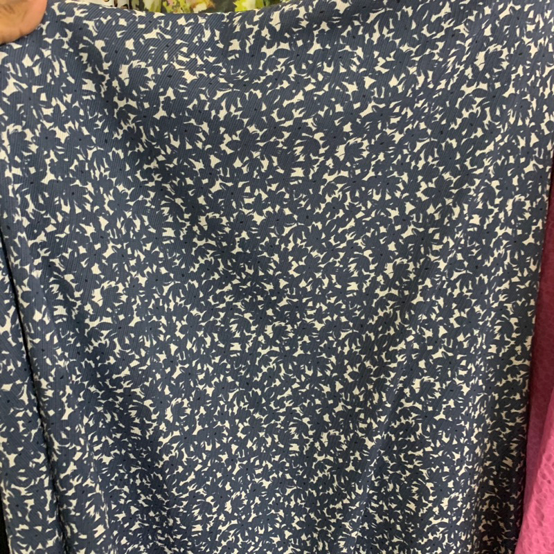 kain poly crinkle motif - kain crinkle korea - kain gamis motif crinkle