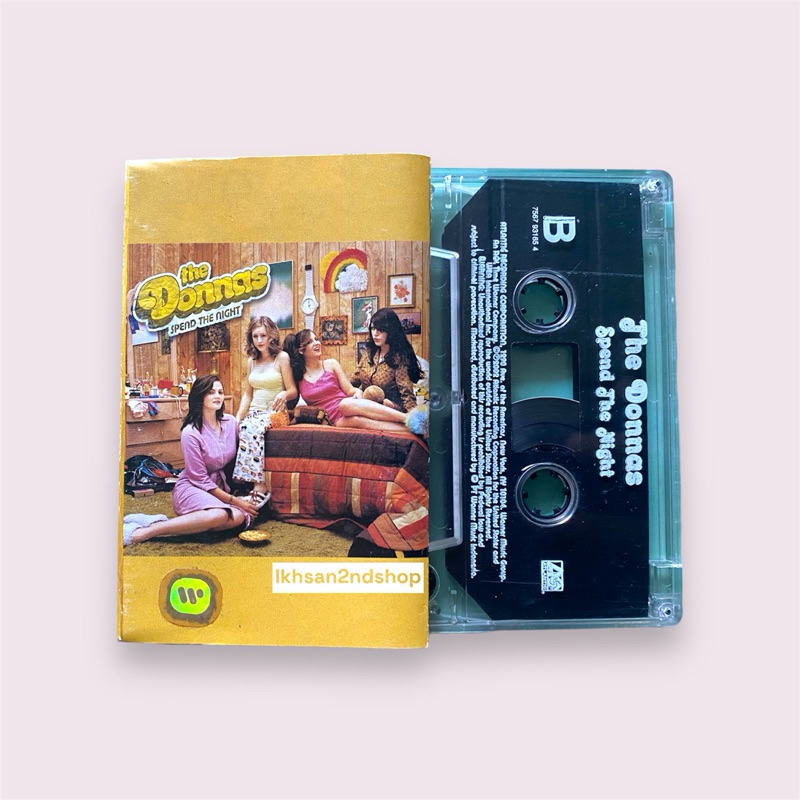 Kaset Pita The Donnas - Spend The Night