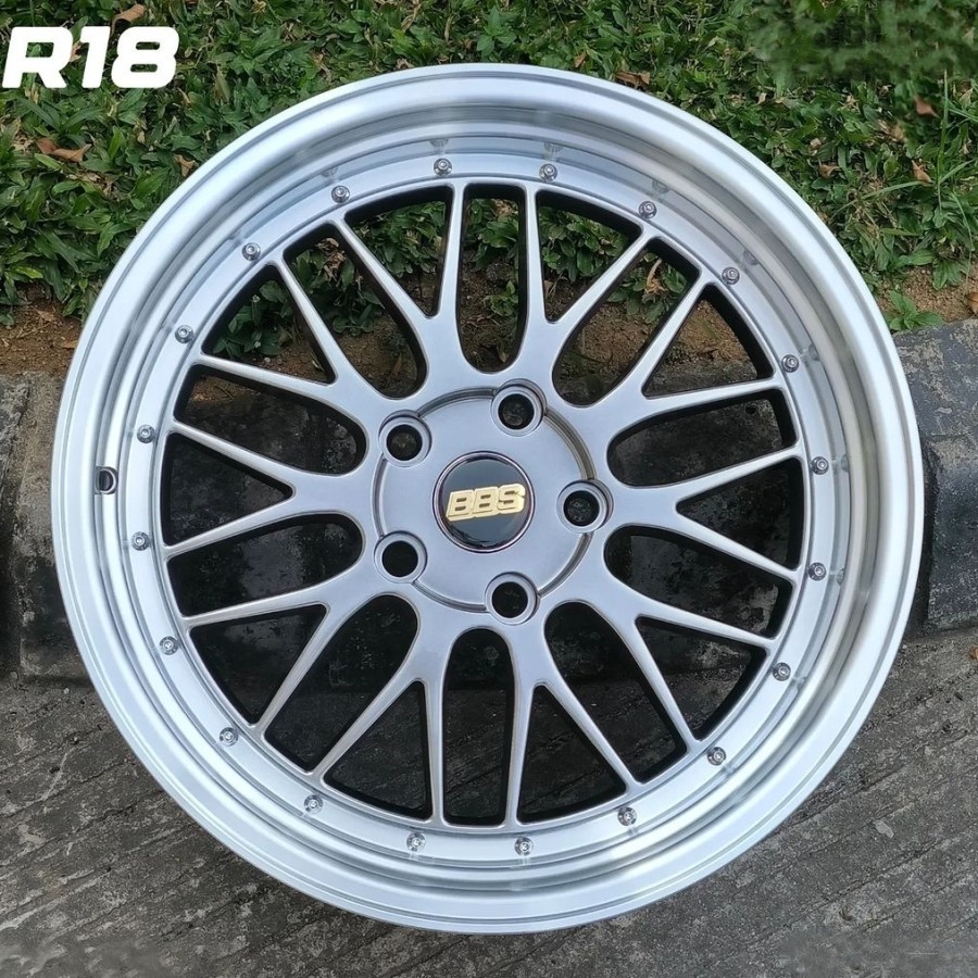 velg mobil ring 18 BBS LM BMW R18 velg racing mobil bmw r18