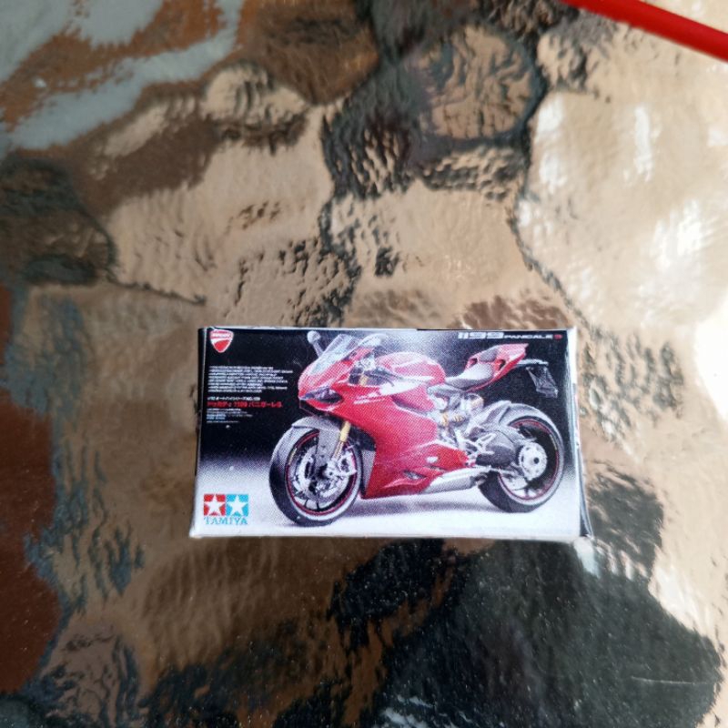 Miniatur kardus Tamiya 1:12 Ducati Panigale S 1199