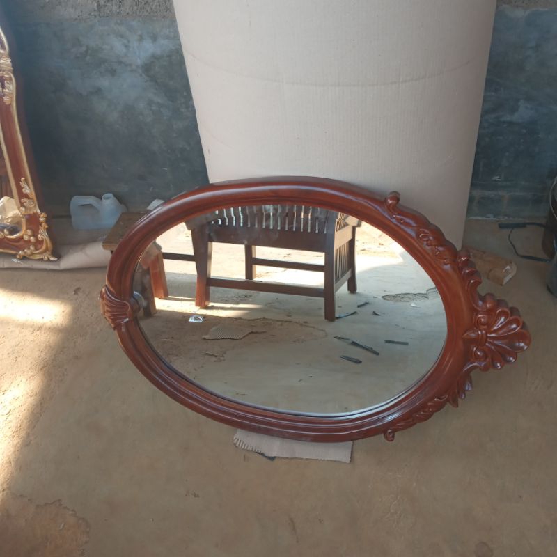 Cermin rias model ukiran mahkota bahan kayu jati / Cermin gantung full ukiran kayu jati / pigura cer