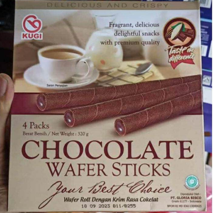 Kugi Wafer Stik chocolate/ Astor Lebaran/ Kugi Waffer Stick 320gr