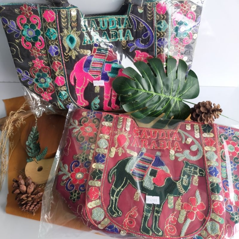 Tas manik Payet bordir oleh oleh umroh souvernir Arab Saudi
