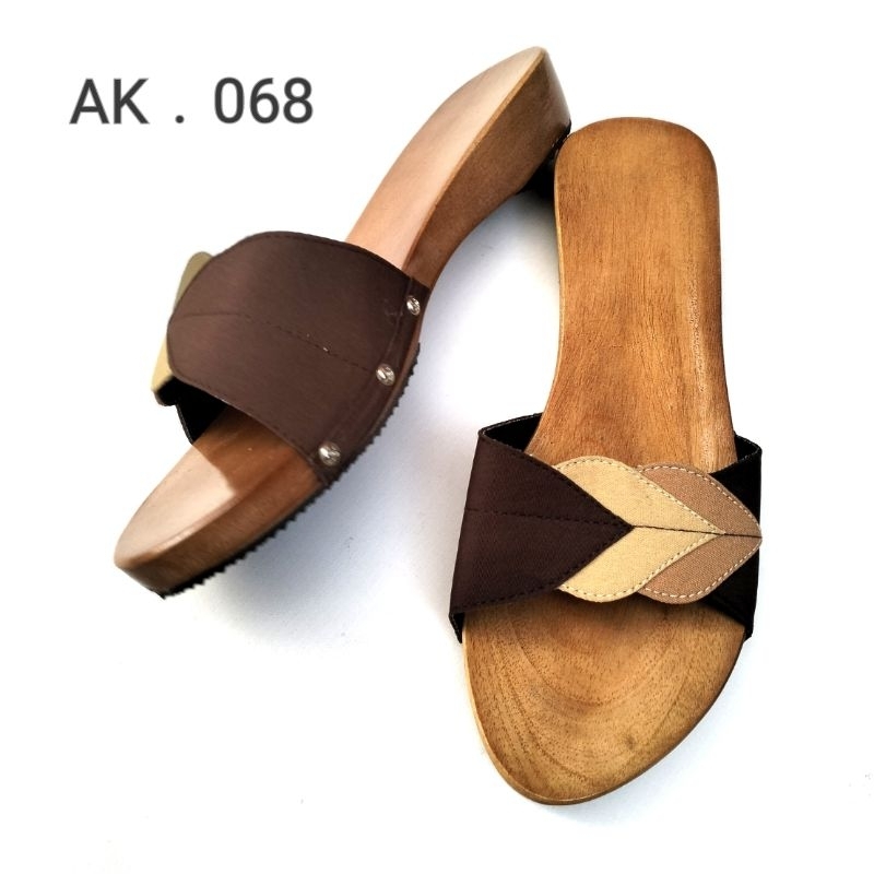 Sandal kelom tasik hak pendek / Promo sandal termurah