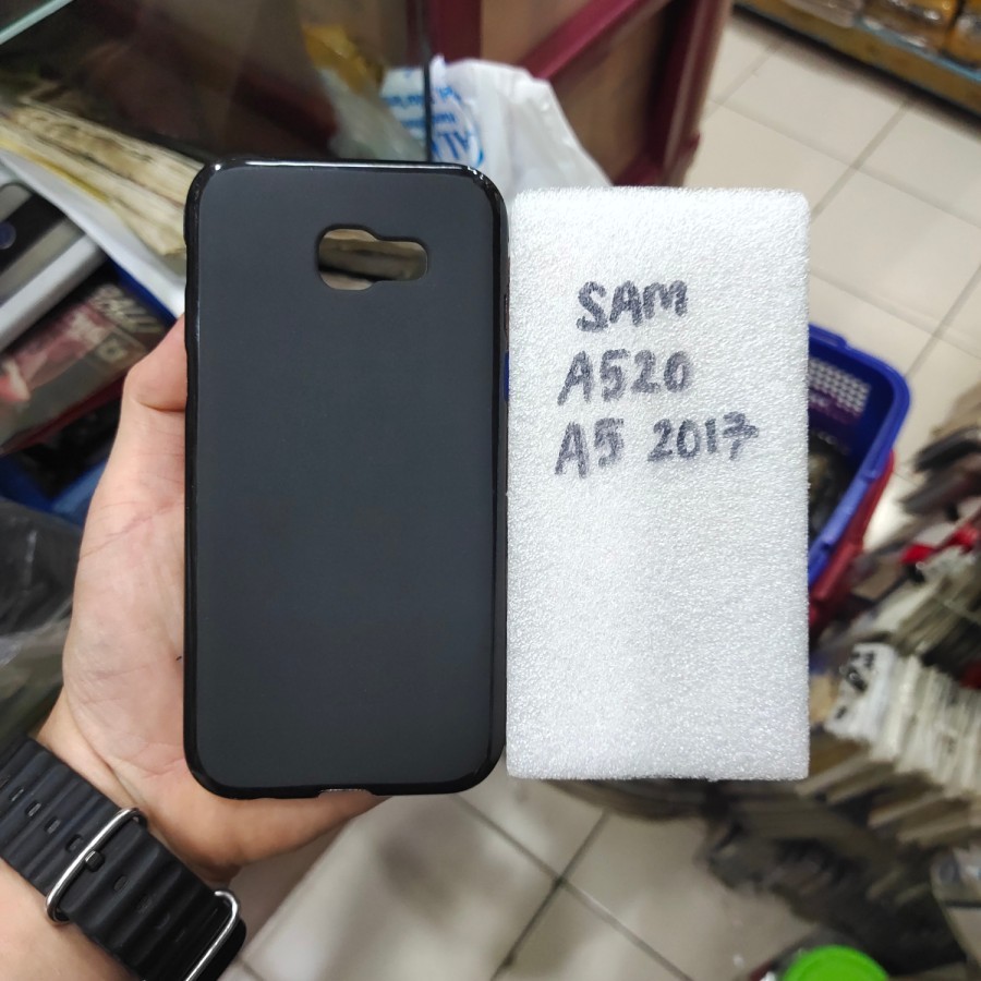 Silikon karet soft case Hitam samsung a520 / a5 2017