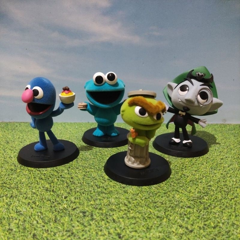 Mighty Jaxx :Sesame Street figure