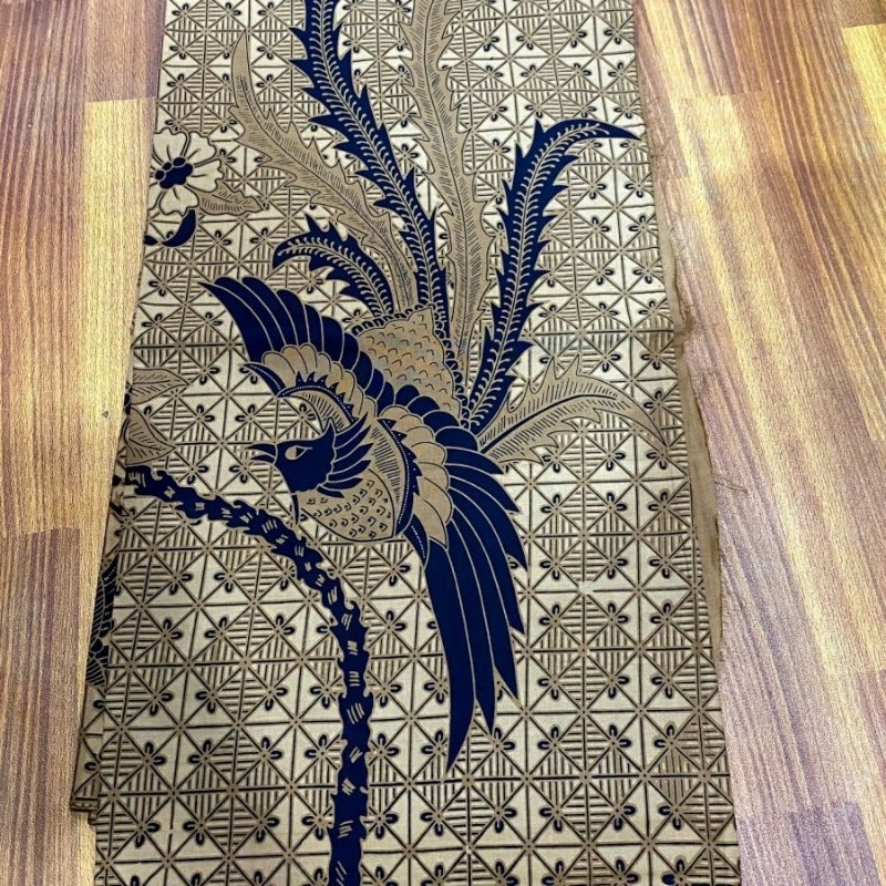 Kain Batik Jarik Wanita Cap Motif Merak Alam Coklat Katun Halus Jogja Solo Pesta Mewah Elegan