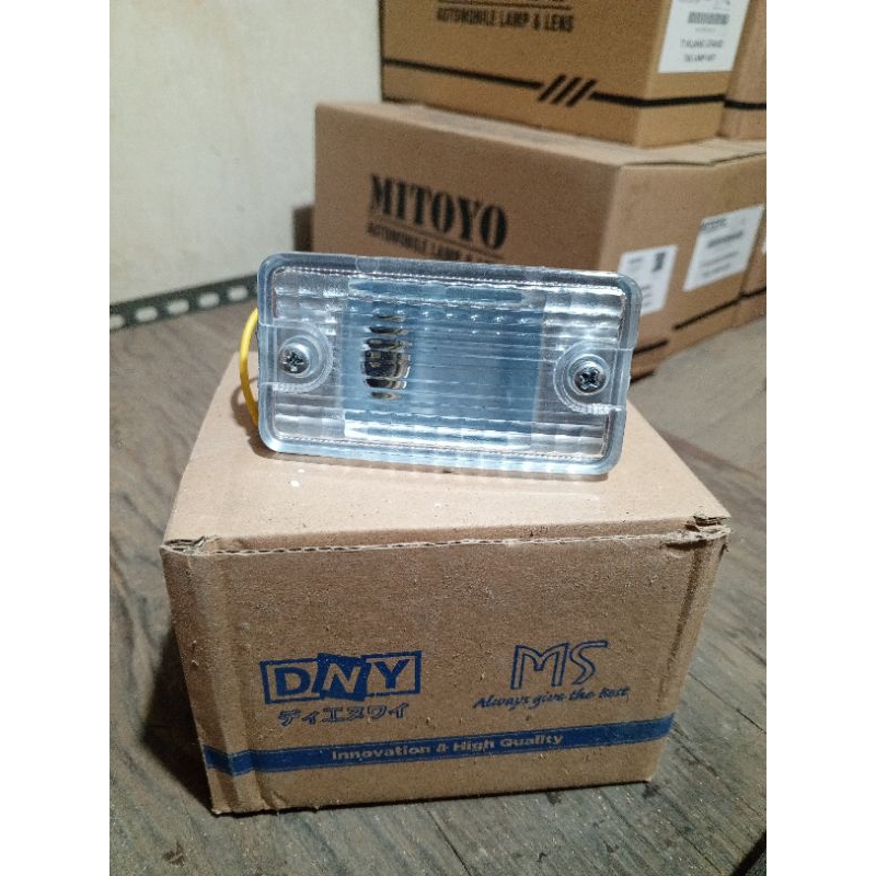 lampu mundur atret mobil daihatsu zebra s88 s89 Taft F50
