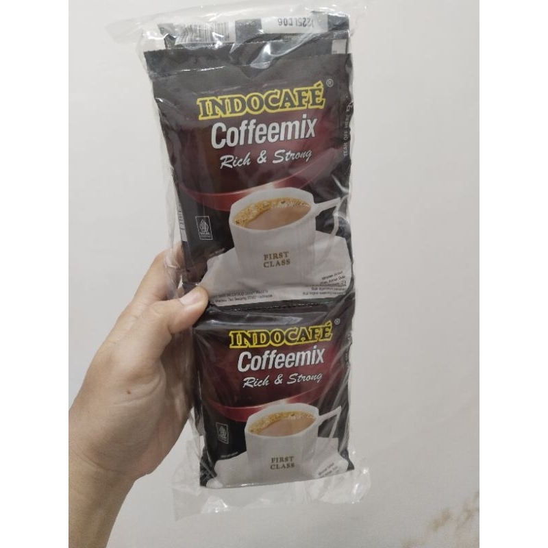 

indocafe COFFEEMIX Rich & Strong 10sachet kopi instant