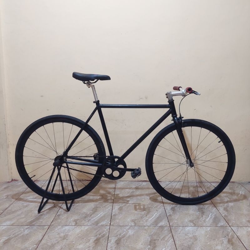 Sepeda Fixie basic airwalk original