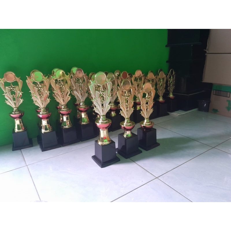 Piala 1 kaki set murah juara 123