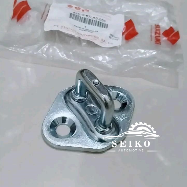 Pengait / Cantelan Kunci Pintu / Striker Door Lock ERTIGA