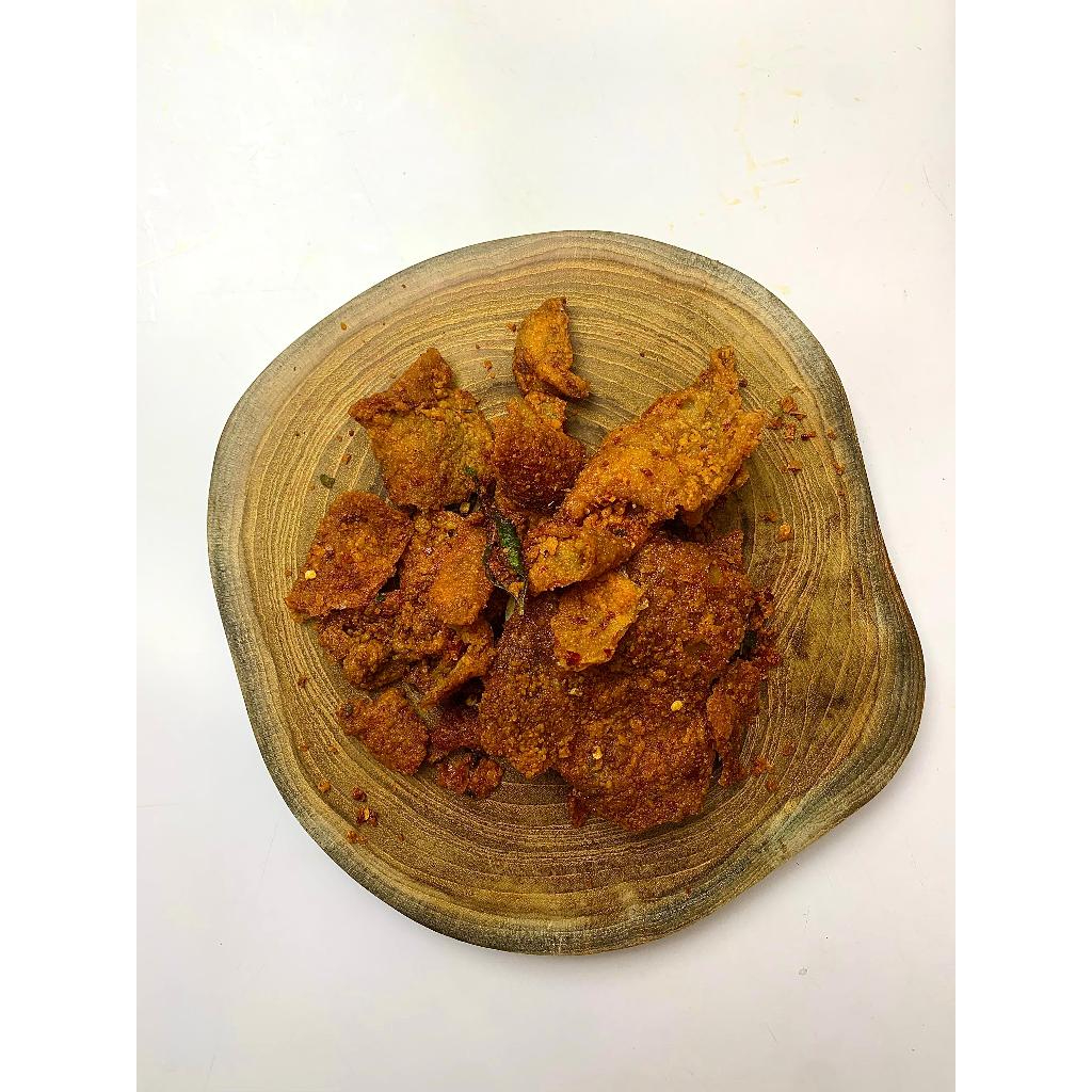 

KULIT PEDAS DAUN JERUK KULIT AYAM CRISPY PEDAS DAUN JERUK