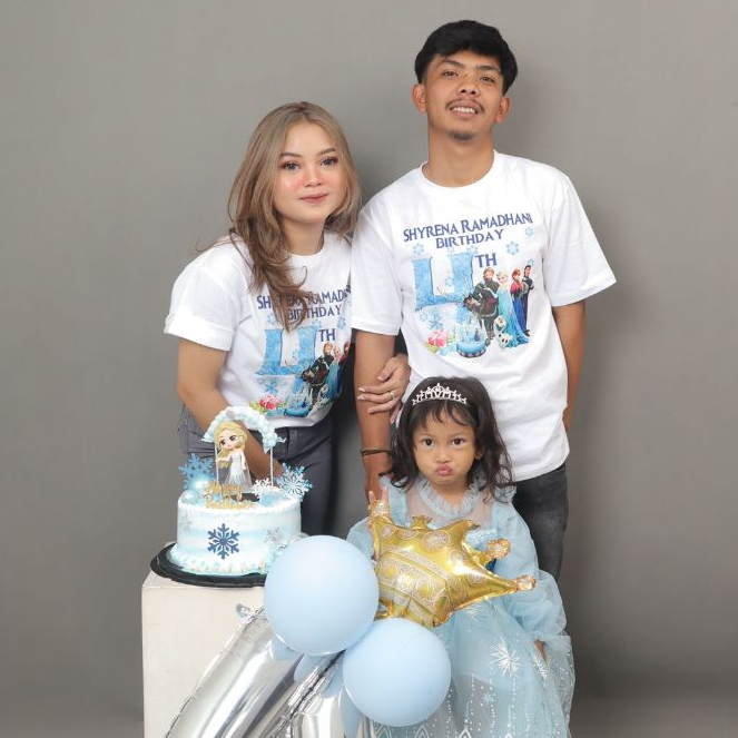 COUPLE Kaos frozen untuk ultah  couple keluarga / kaos custom ultah / kaos custom anak / kaos custom