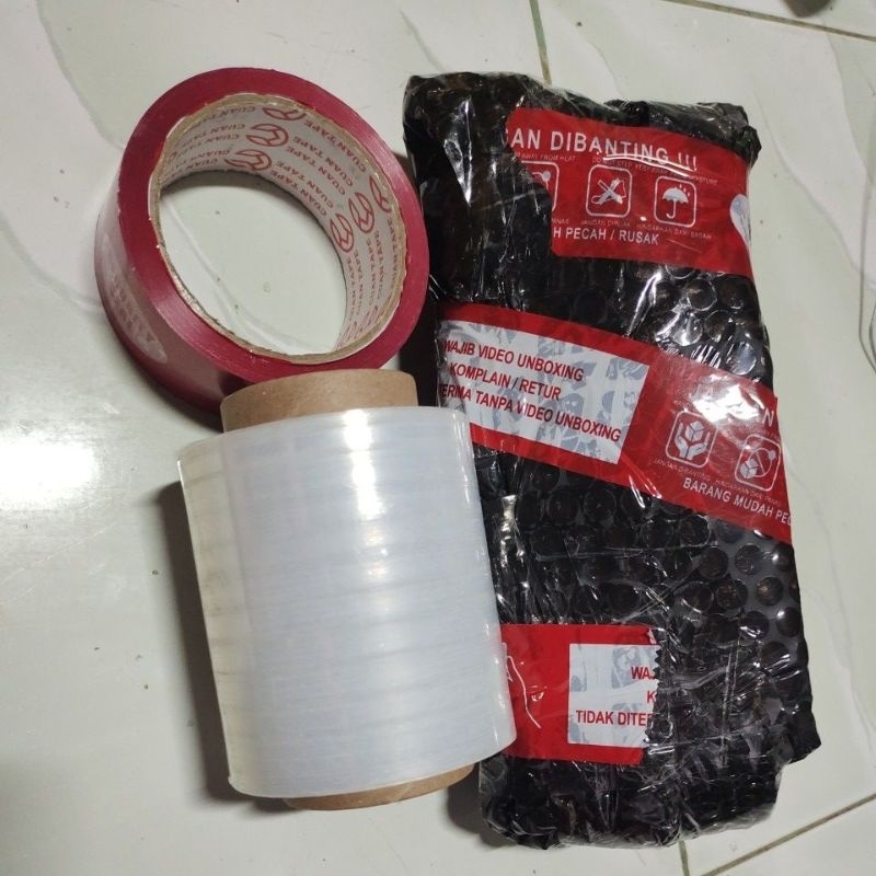 

PACKING AMAN / BUBBLE WRAP / WRAPPING TAMBAHAN