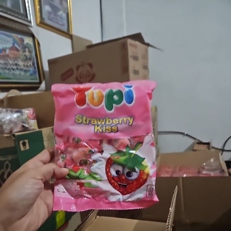 

Yupi Strawberry / Fruity / Mango kiss 120 Gr # Termurah Viral