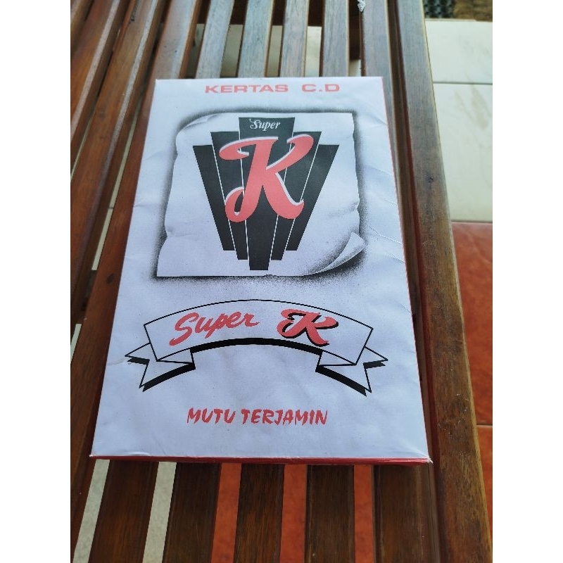 

Kertas Buram CD King Merah Terbaik