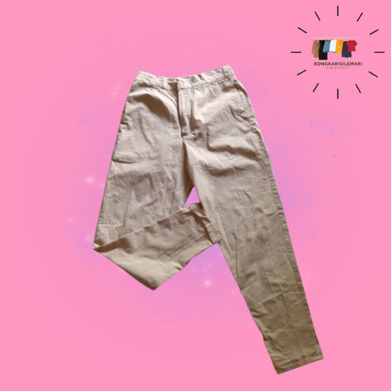 Preloved — Celana Chino Cream