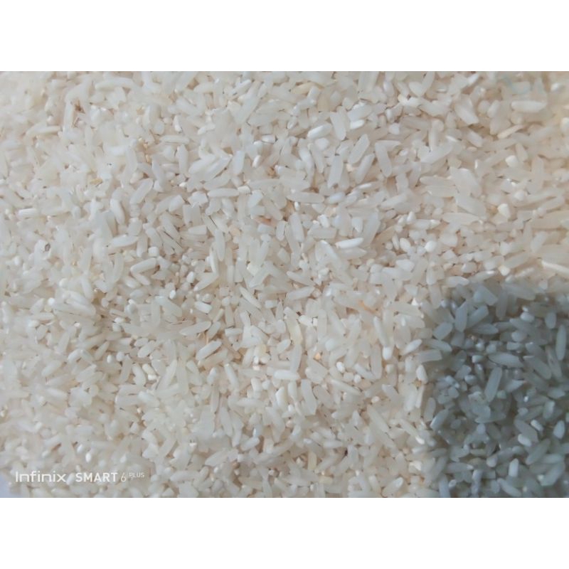 

Beras putih 1kg
