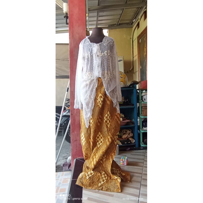 kebaya putih brokat payet 1 set