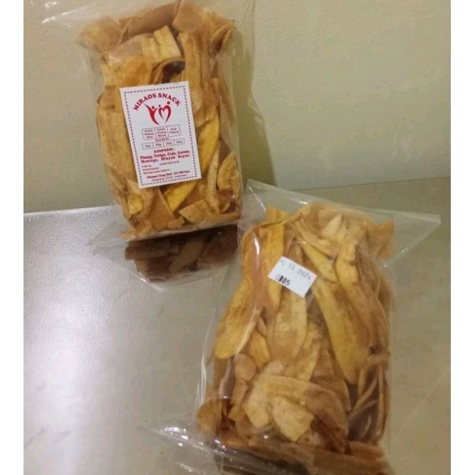

Cemilan Keripik Kripik Pisang Asin 140gr