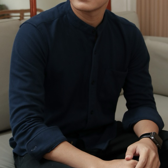 APATAR Kemeja Katun Pique Lengan Panjang Slim Fit