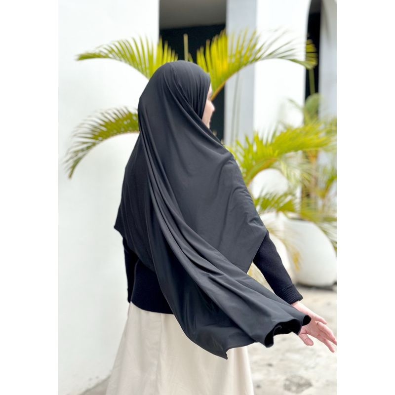 Jilbab Hitam Syari Jersey Premium