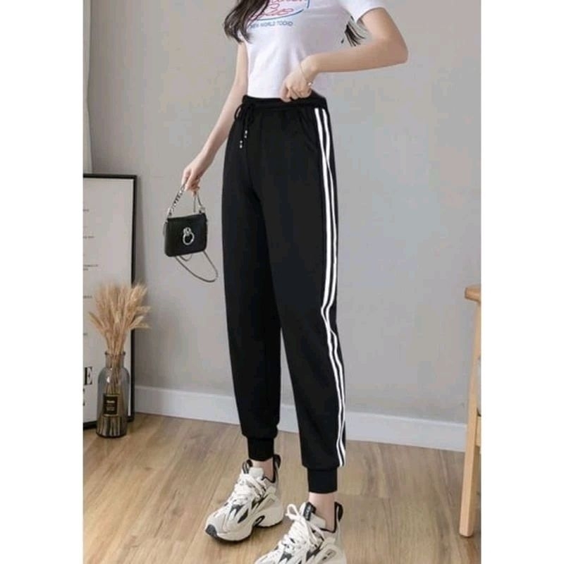 READY NEW CELANA TRAINING IMPORT WANITA LIST JAHIT/CELANA TRAINING IMPORT WANITA