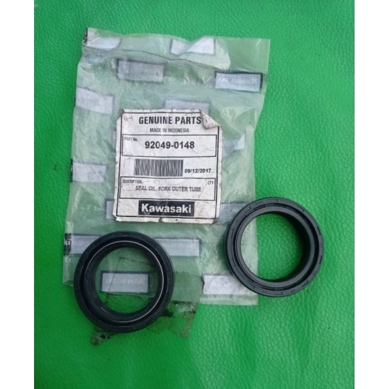 Seal shock depan Kawasaki KLX BF Dtracker original