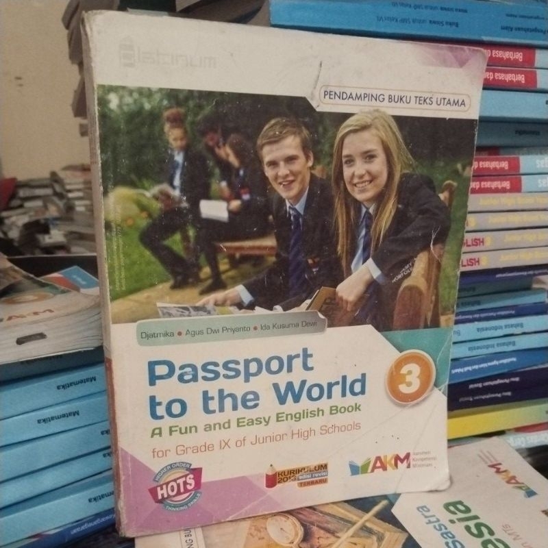 buku Bahasa Inggris (passport to the world) SMP kelas 3-9 penerbit tiga serangkai/platinum