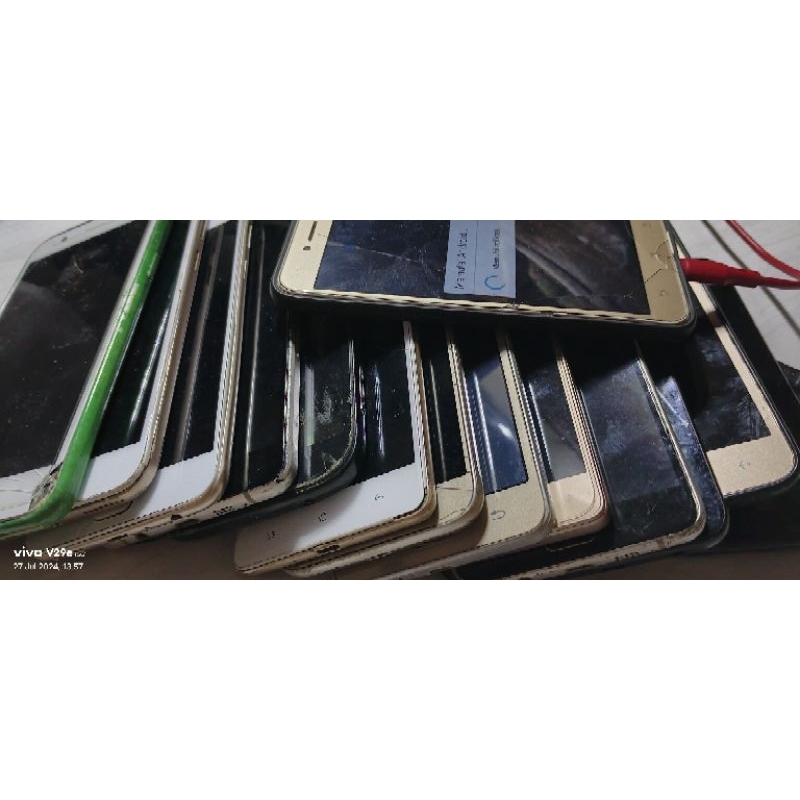 borongan handphone minusan (hidup)