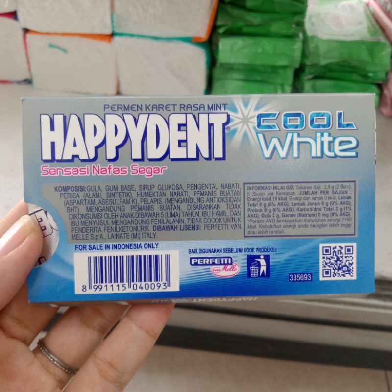 Happydent Cool White Permen Karet Rasa Mint Permen Penyegar Nafas