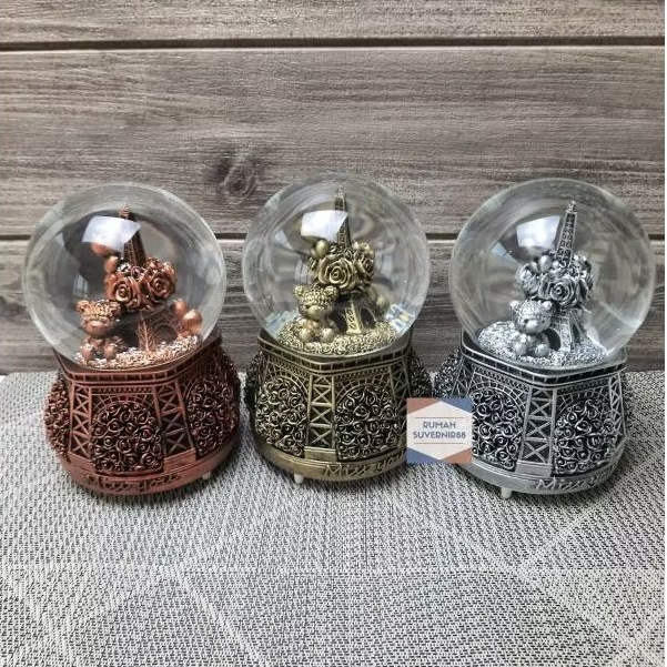Snowball Musik Unicorn Waterball Bola Kaca Kristal Salju Snowglobe Lampu