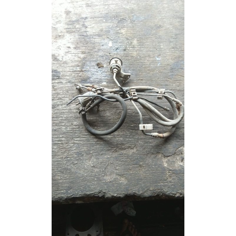 SELANG PIPA BENSIN MITSUBISHI COLT T 120 SS INJEKSI