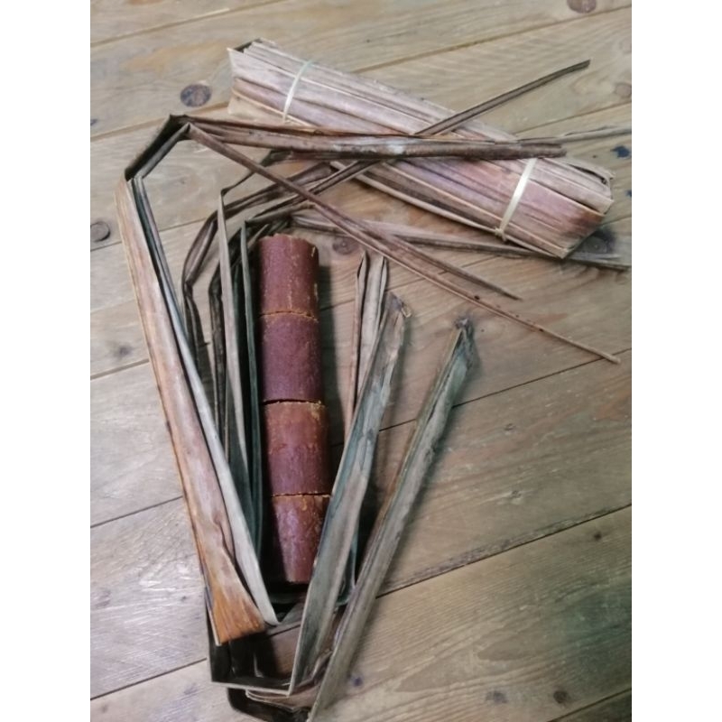 

Gula Aren original //dari pohon aren 100%