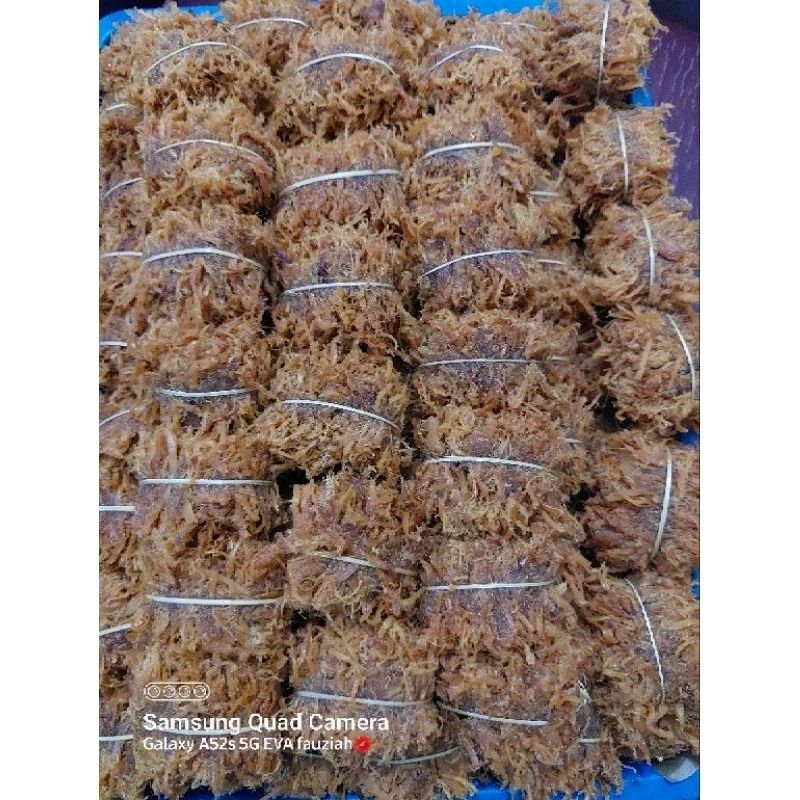 

GEPUK AYAM JUJUT,GEPUK DAGING AYAM,ABON AYAM, isi 6 ikat (brt 120 g box 200 ml)