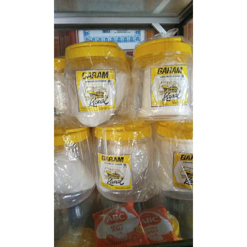 

Garam kapal ber toples _√litaardianti