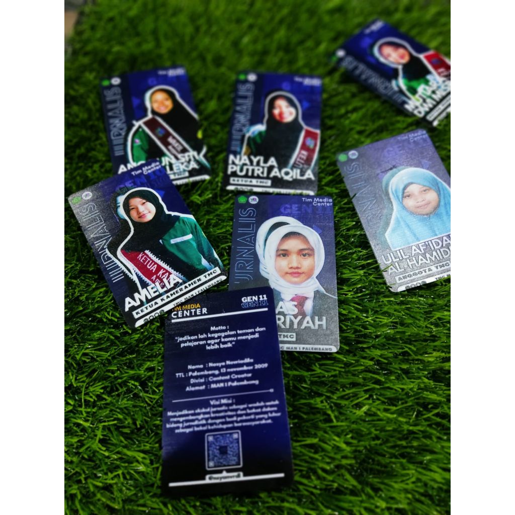 

ID Card Custom-ID Card request-ID Card Kerja-ID Card Mahasiswa-Cetak ID card bisa Request foto dan nama-Cetak id card-Cetak Name Tag