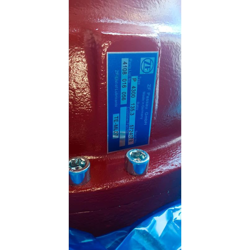 GEAR BOX TRUC MIXER CONCREAT ZF43000