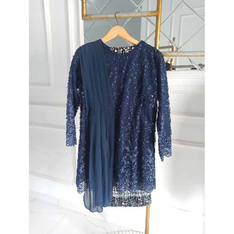 Sale Tunik Kebaya + Rok batik